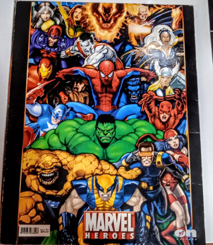 Álbum de Figurinhas Marvel (2009) COMPLETO perfeito estado - Foto 4