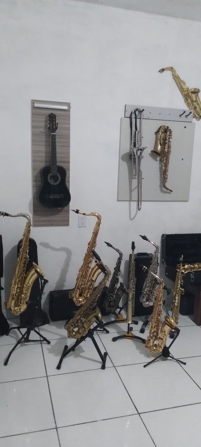 Saxofones  tenor  sax alto sax soprano 