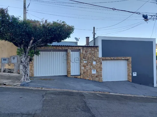 Casa à venda com 2 quartos no Parque Jambeiro, Campinas.
