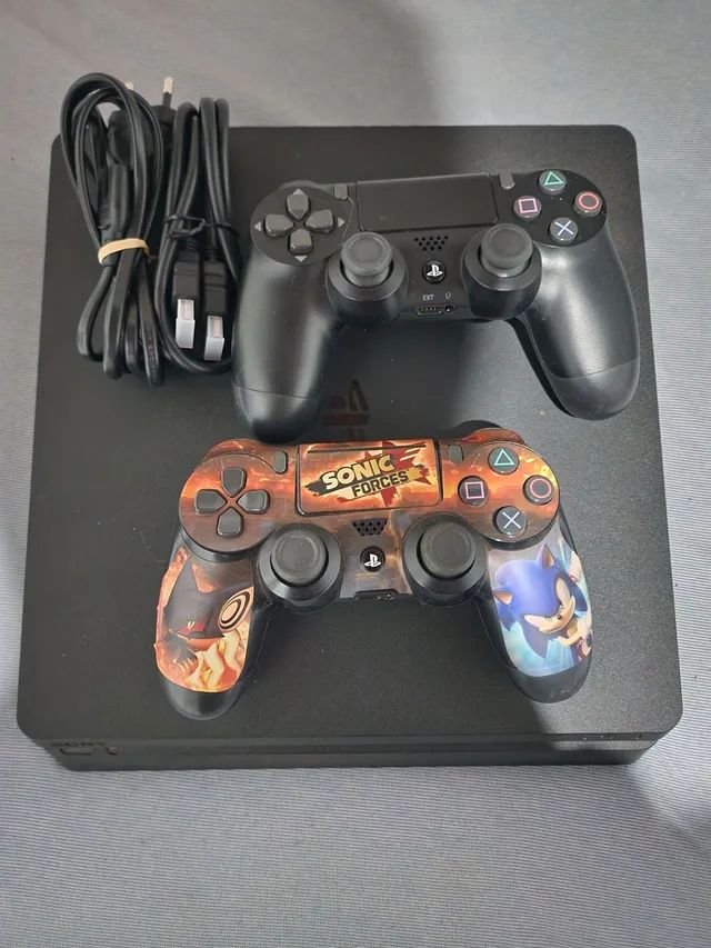 Ps4 Slim - Dois controles - 1 jogo - Videogames - Setor Campinas, Goiânia  1256806130