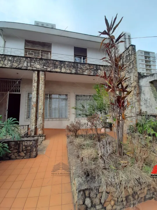 Sobrado na Mooca, com 03 dormitórios, sala dois ambientes, cozinha ampla, área de serviço,