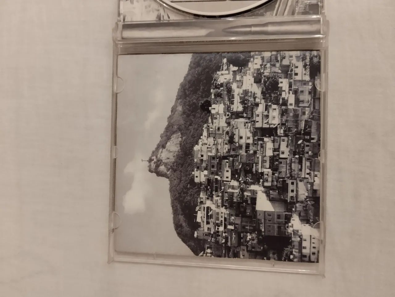 CD Planet Hemp - Os Cães Ladram Mas a Caravana Não Para - Foto 3