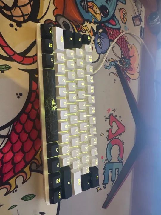 teclado huntsman mini 60%