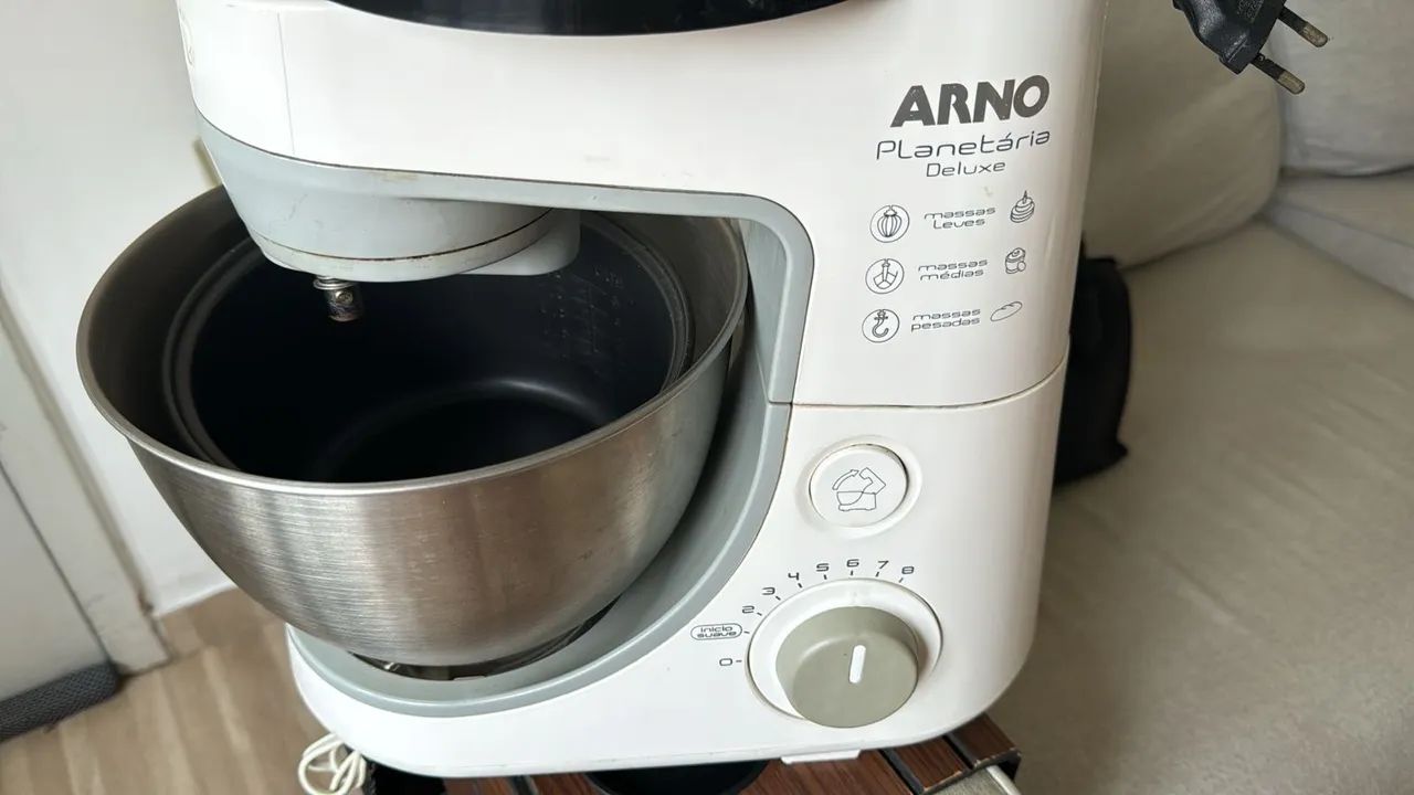 Batedeira Planetária Arno