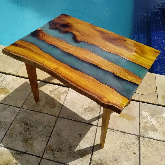 Mesa de jantar em madeira resina - Foto 4
