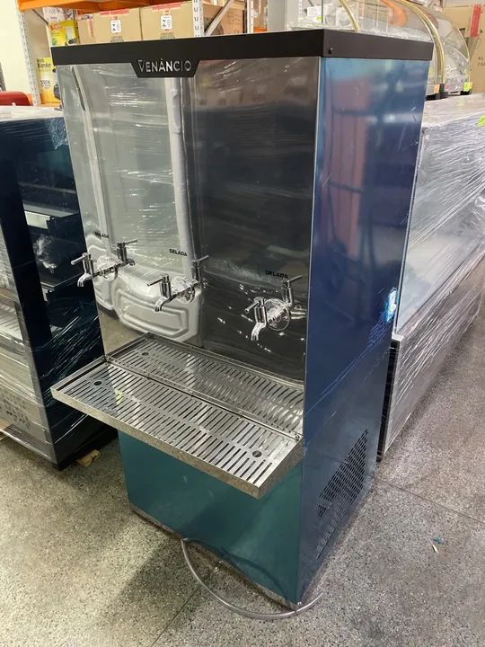 Bebedouro Venâncio - 3 Torneiras 100 litros 