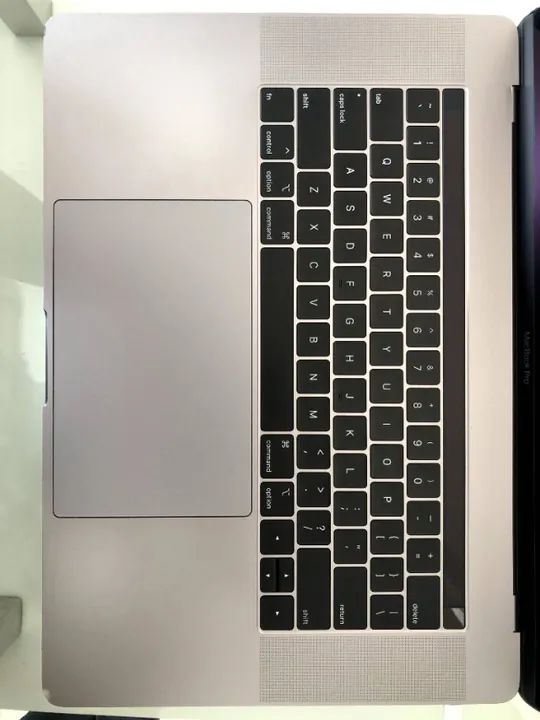 MacBook Pro 15' TouchBar (2019) - Core i9, 16GB RAM, 1TB SSD - Excelente Estado! - Foto 2