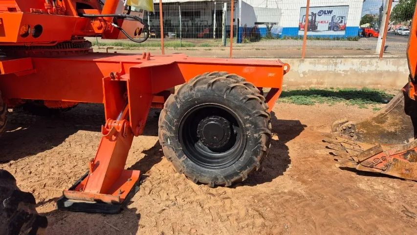  Escavadeira Case Poclain LC80 joystick- Totalmente Reformada, Completa e Pronta para Oper - Foto 3