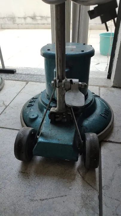 Enceradeiras Conservadoras Limpeza Pesada High Speed e 510 valor cada R$ 2.500 - Foto 2