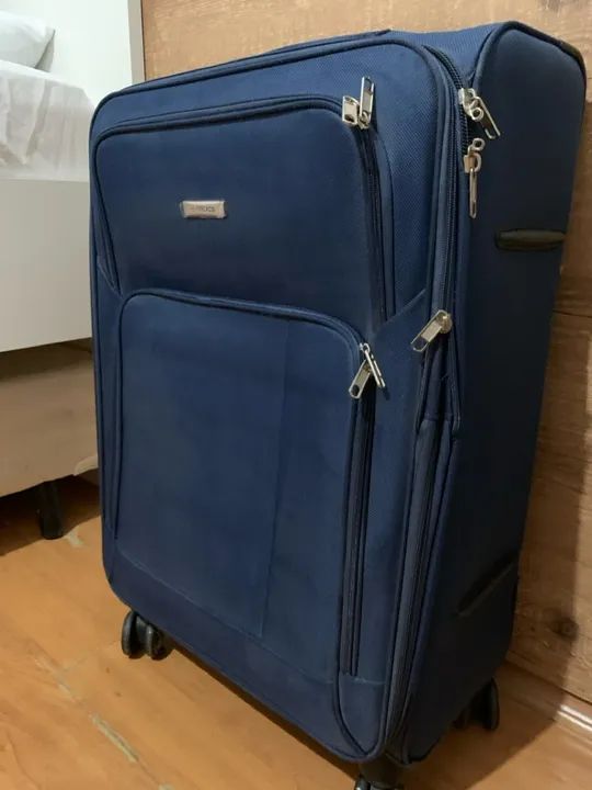 Maleta de Viagem Azul, 23 kilos 