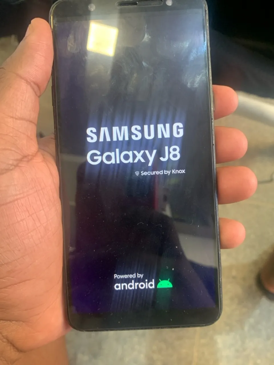 Vendo j8+ 400$