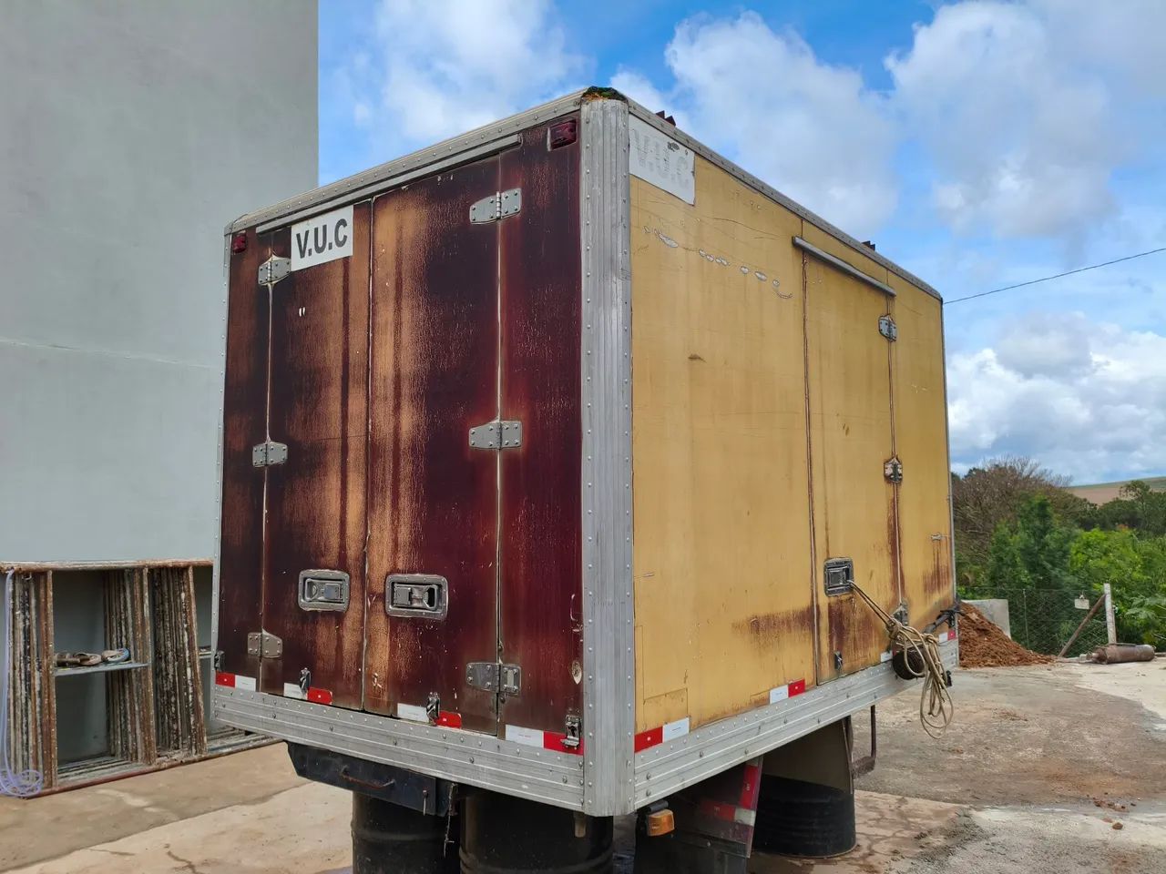 Baú refrigerado 3/4 Vuc 