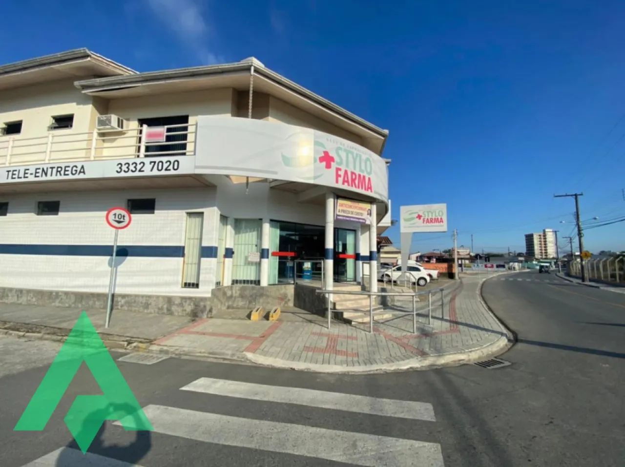 Imóvel residencial/comercial, com 2 pavimentos no Bairro Santa Terezinha, em Gaspar! - Foto 2