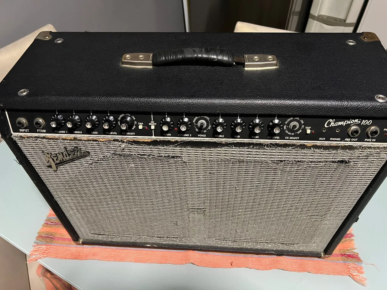 Amplificador Fender Champion 100