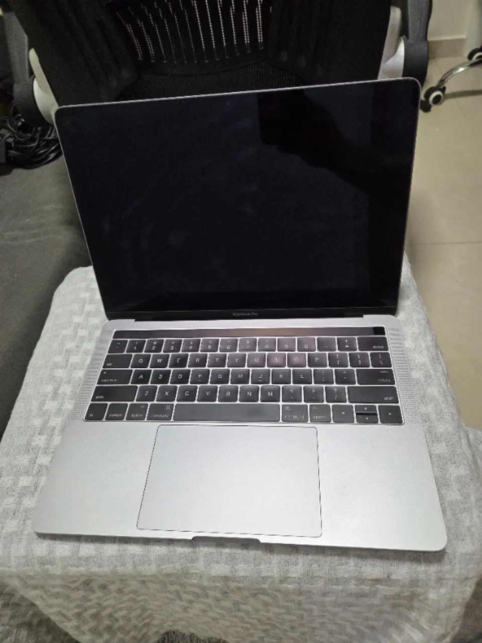 macbook pro 13 2016