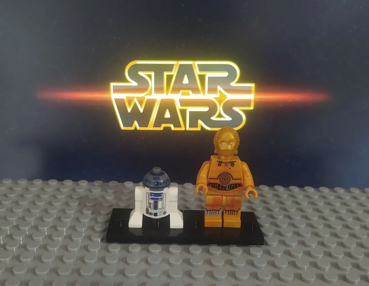 Boneco R2-D2 e C3PO - Star Wars R$15,00 cada 