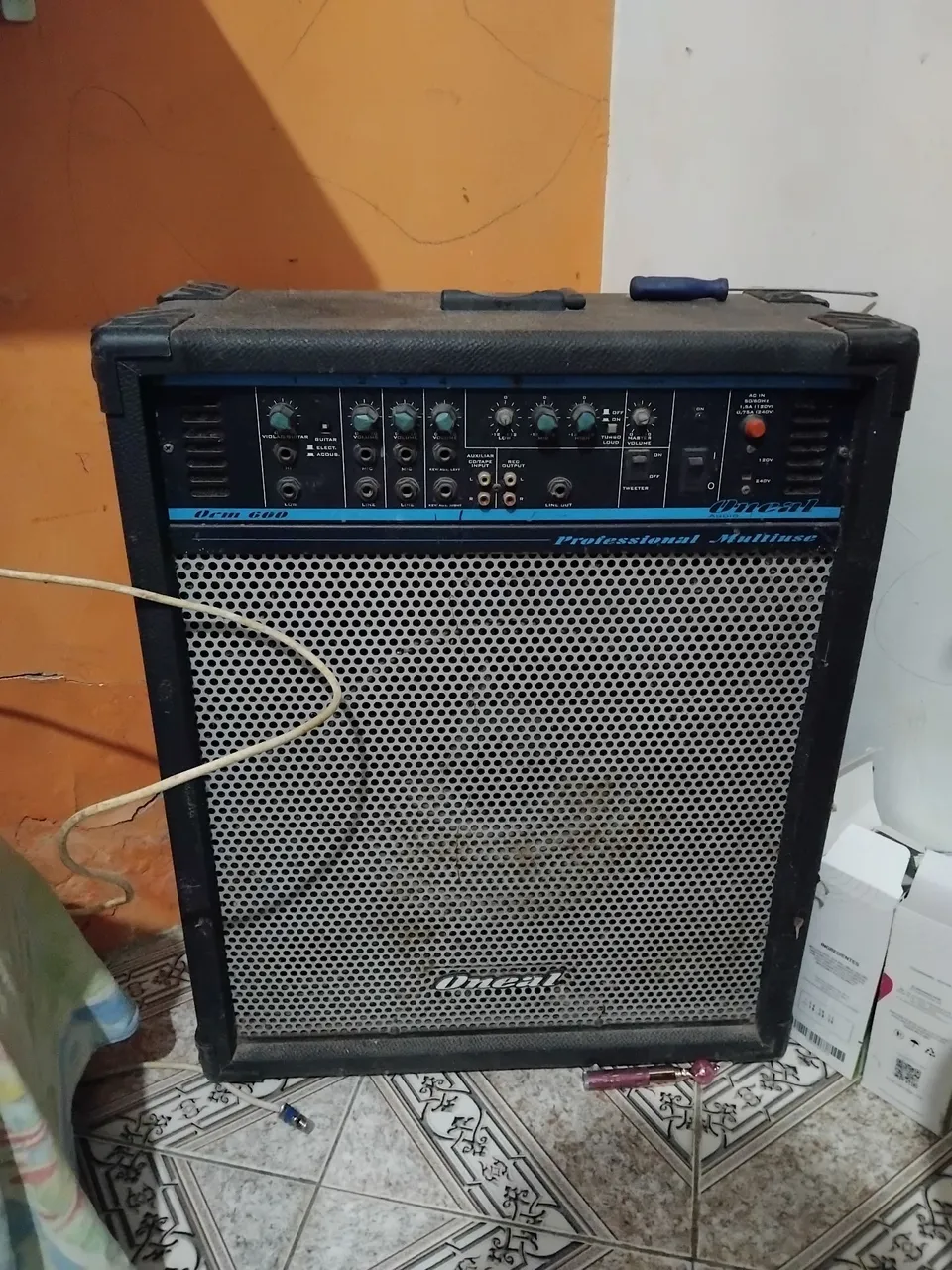 Amplificador Oneal Ocm 600 Professional Multiuso