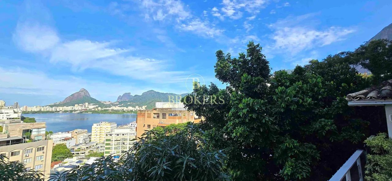 Deslumbrante Casa a venda na Rua Sacopã, Lagoa, Rio de Janeiro.