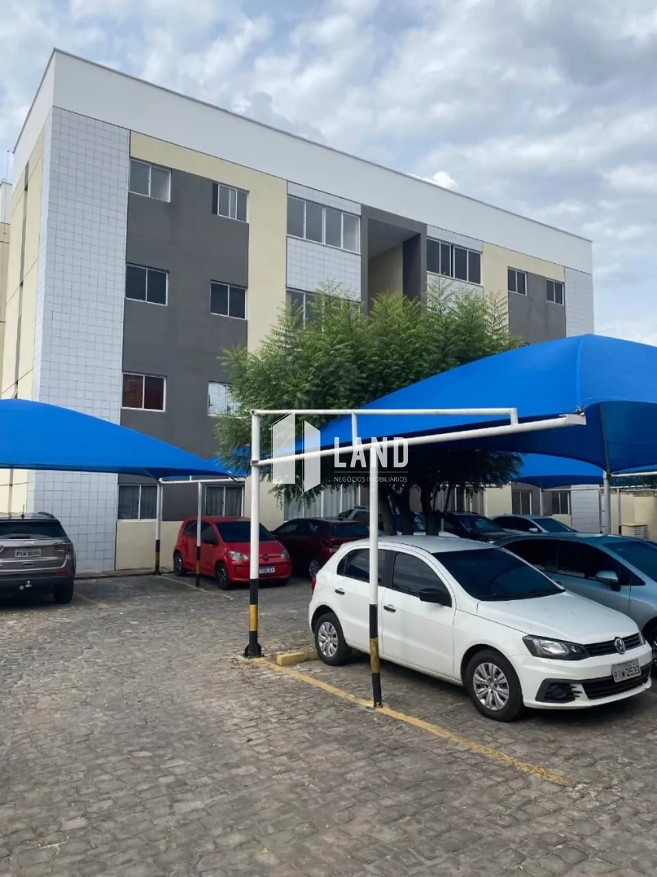 Apartamento próximo ao zoobotânico, de 74m2 com 03 quartos sendo 01 suite, com cozinha, sa