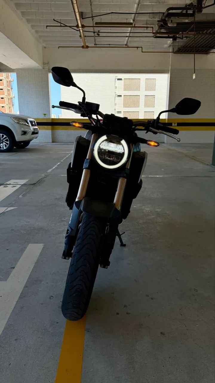 Honda CB650R 2021 3.800km EXTRA - Foto 4