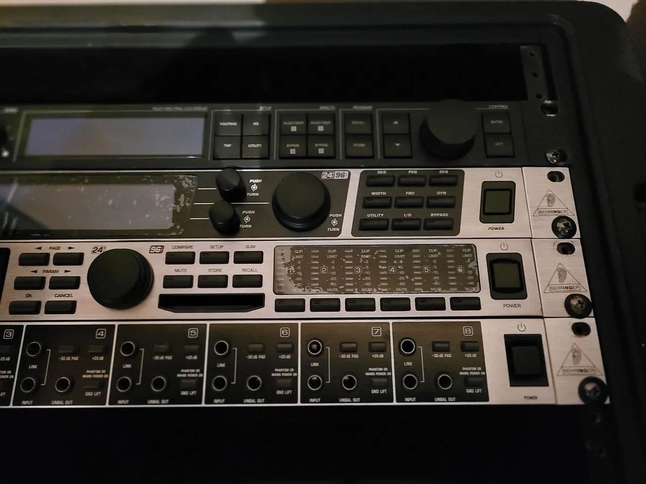 Rack periféricos Behringer Novos! - Foto 3