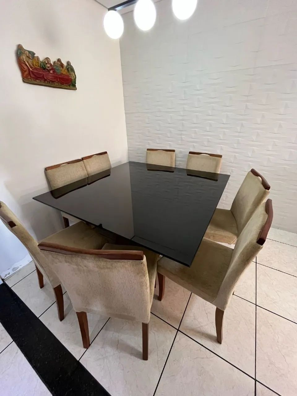 Mesa de Jantar em Madeira maciça com 8 Cadeiras - Foto 5