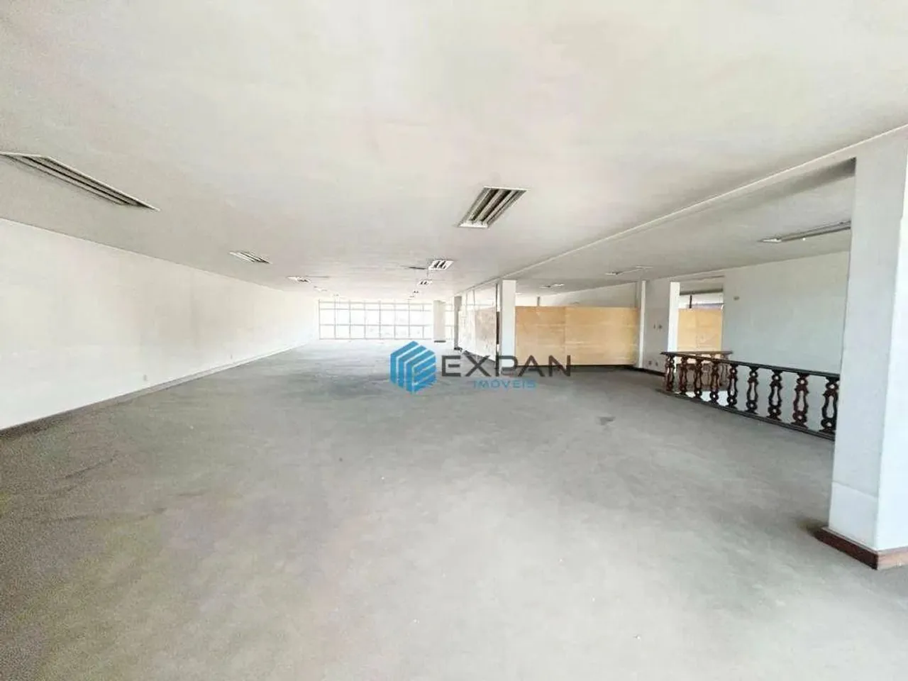 Loja, 1650 m² - venda por R$ 3.000.000,00 ou aluguel por R$ 21.926,00/mês - Centro - São J