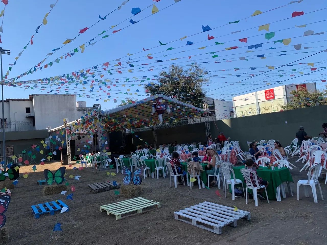 Tendas Aluguel tamanho 20/10 - Foto 2
