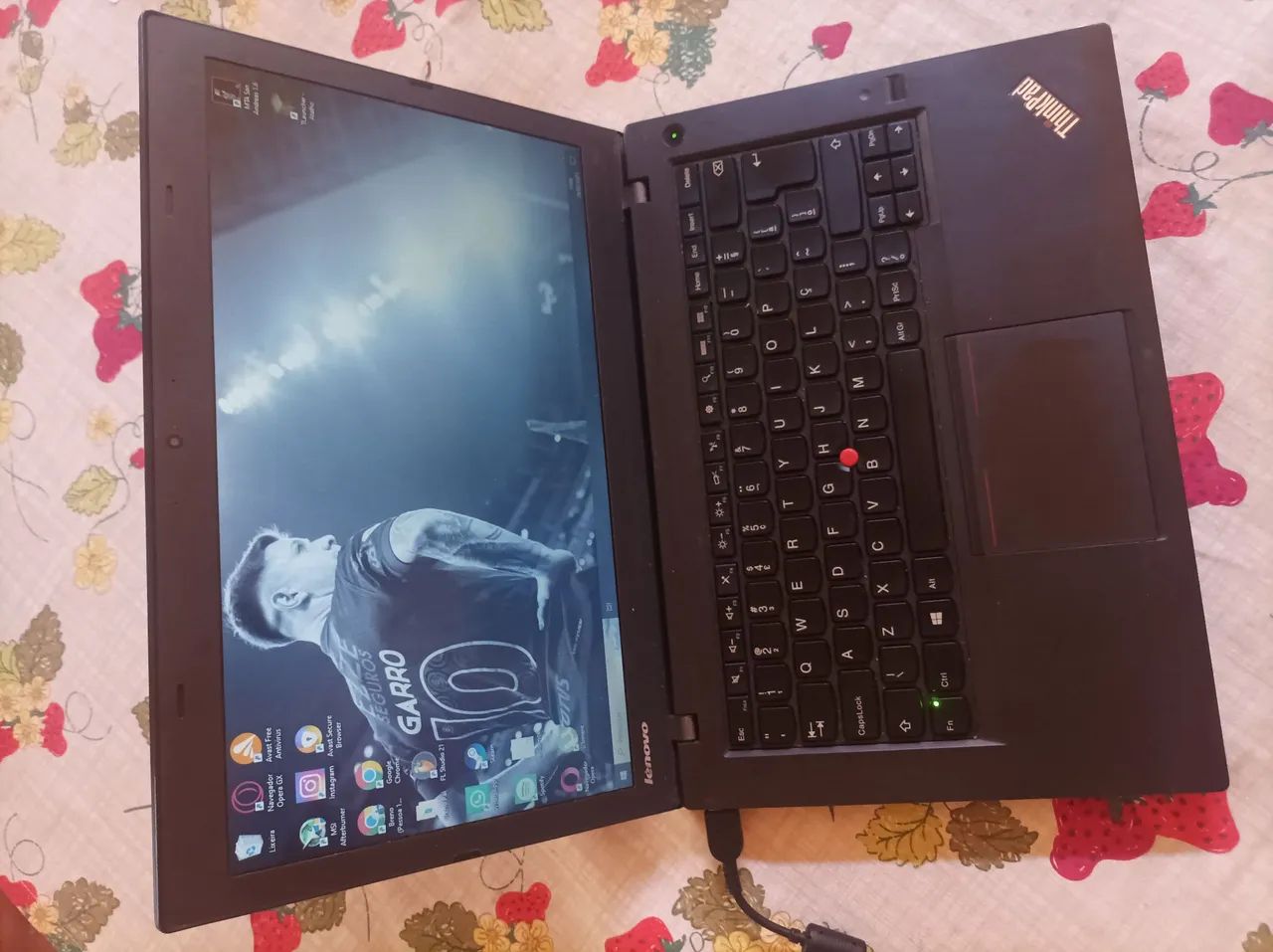 Notebook Intel I3, 8 GB RAM 