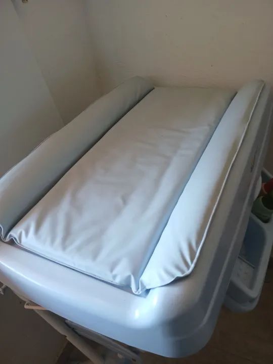 Trocador de bebê com estrutura dobrável - Foto 3