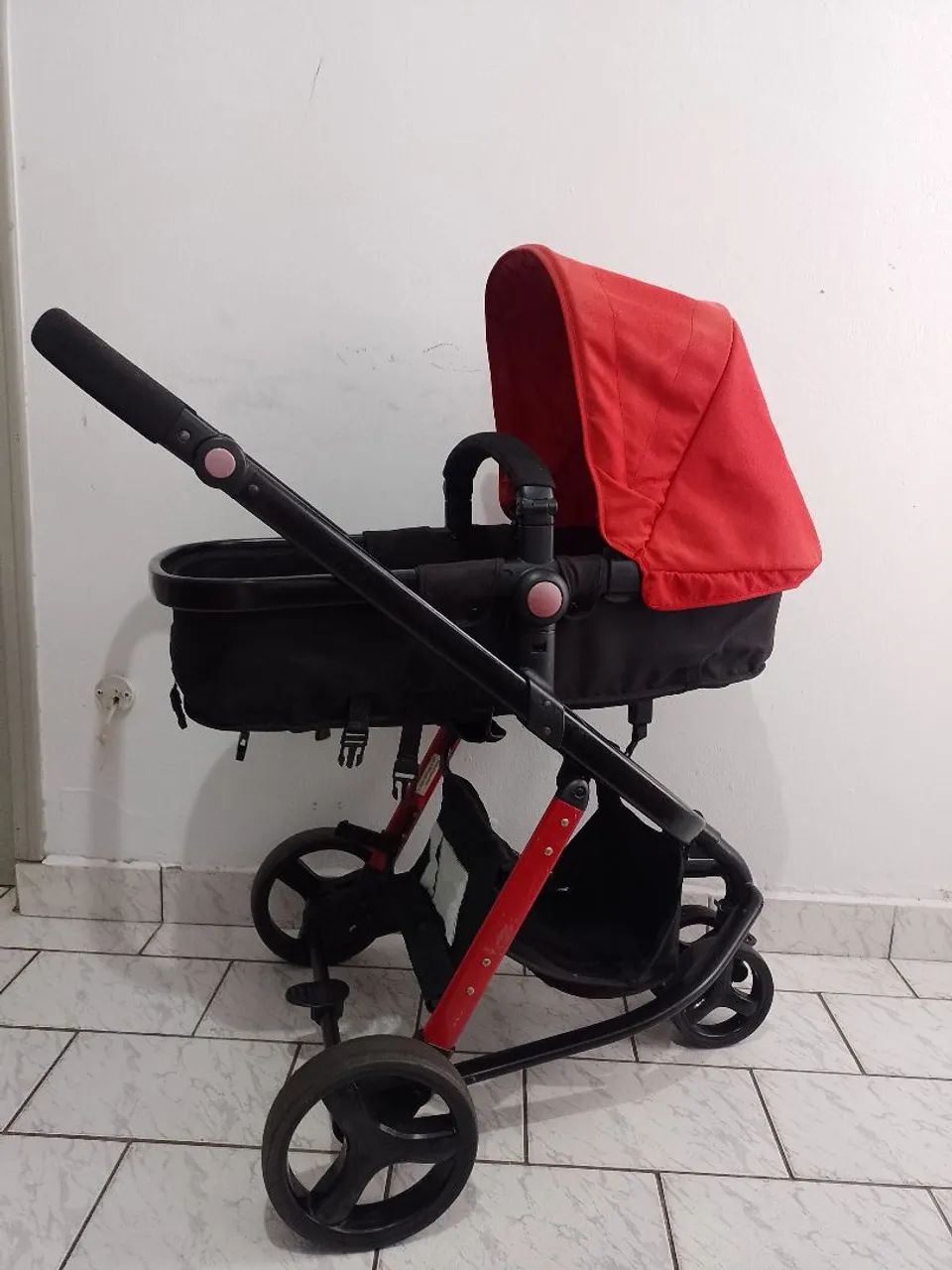 Carrinho Mobi Safety Moisés com Bebê Conforto+ Base para carro  - Foto 6