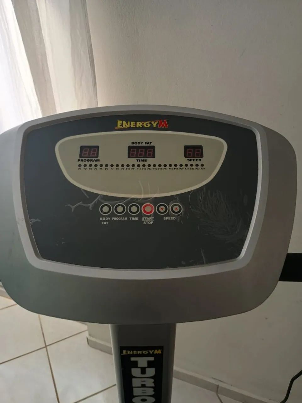Plataforma Vibratória Energym (Treme-treme) - Foto 4