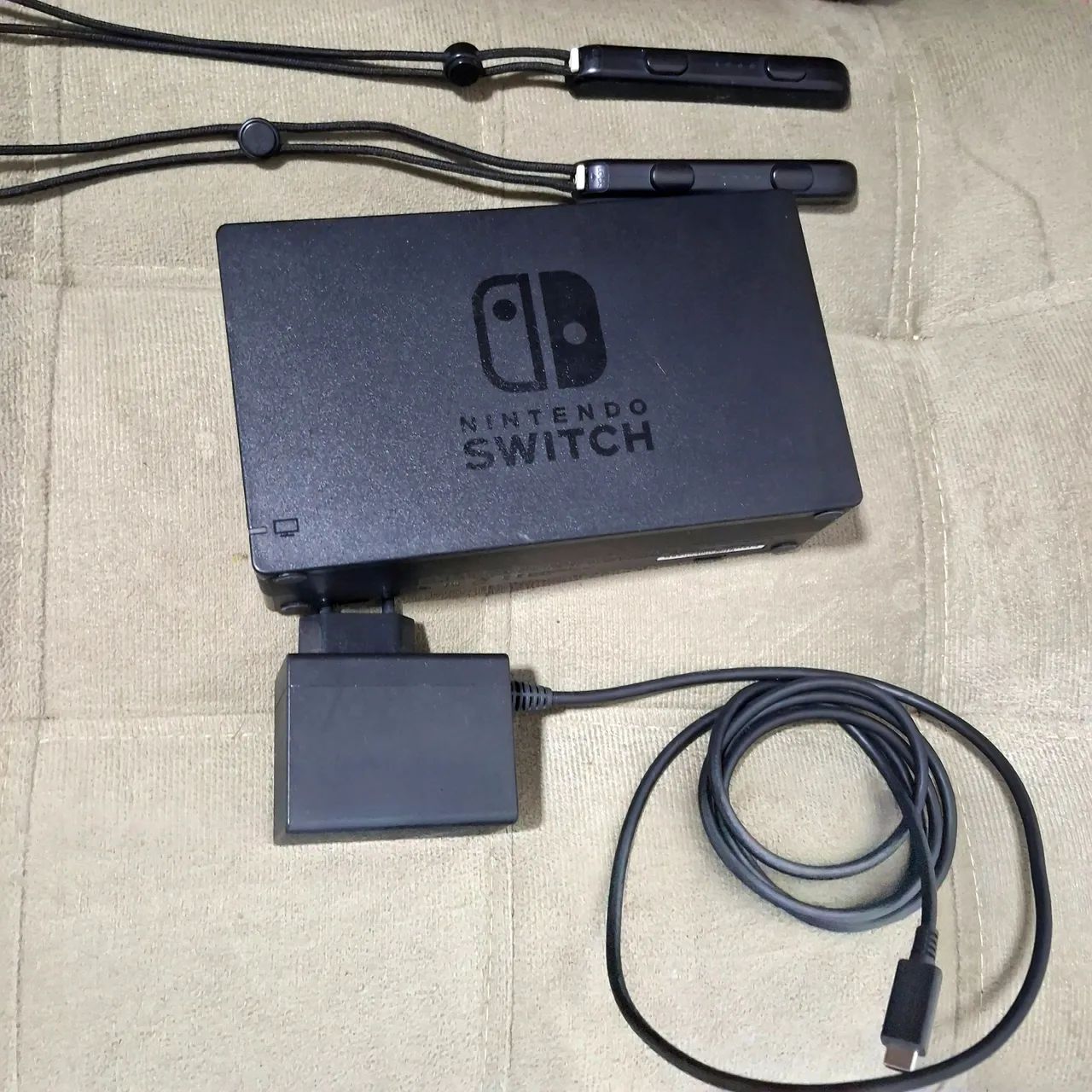 Nintendo Switch com Joy-Cons verde e vermelho - Foto 6