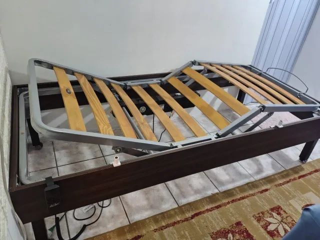 CAMA BIVOLT COM ENCOSTO E PÉS COM ELEVAÇÃO  - Foto 3