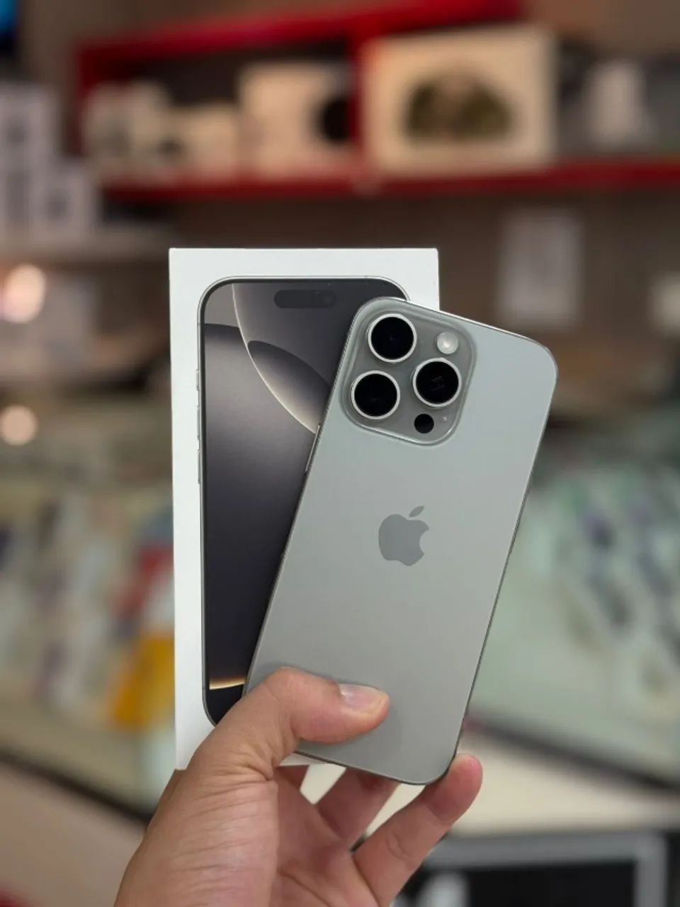 Novo iPhone 16 Pro de 128GB à venda!