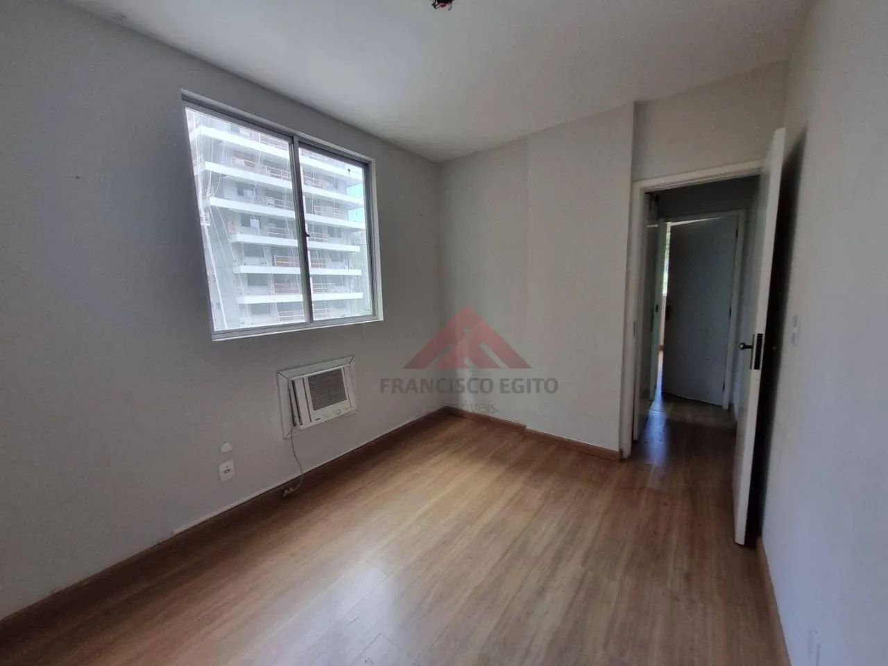 Apartamento varanda, com 2 quartos à venda, 68 m por 650.000 - 1 vaga Niterói RJ - Foto 4