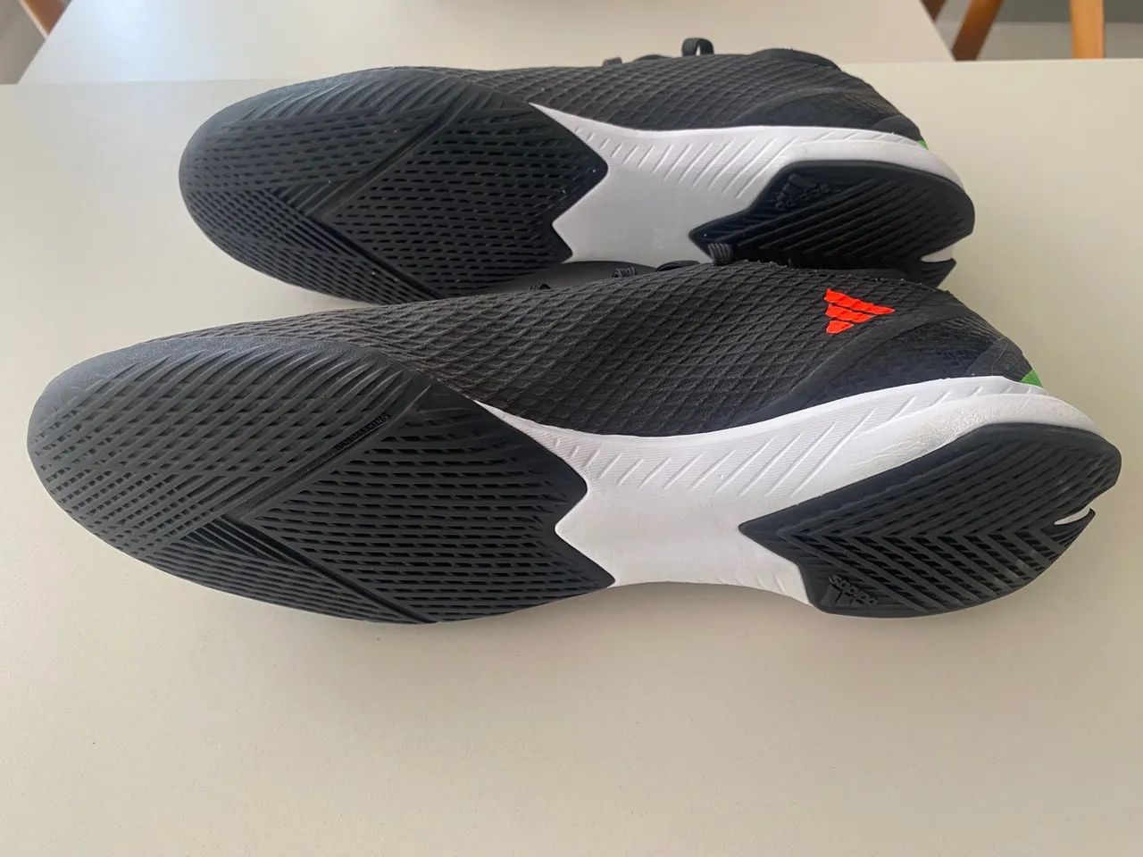 Chuteira Adidas Speedportal.3 Futsal NOVA Numeração 39, mas calça 36/37. - Foto 3