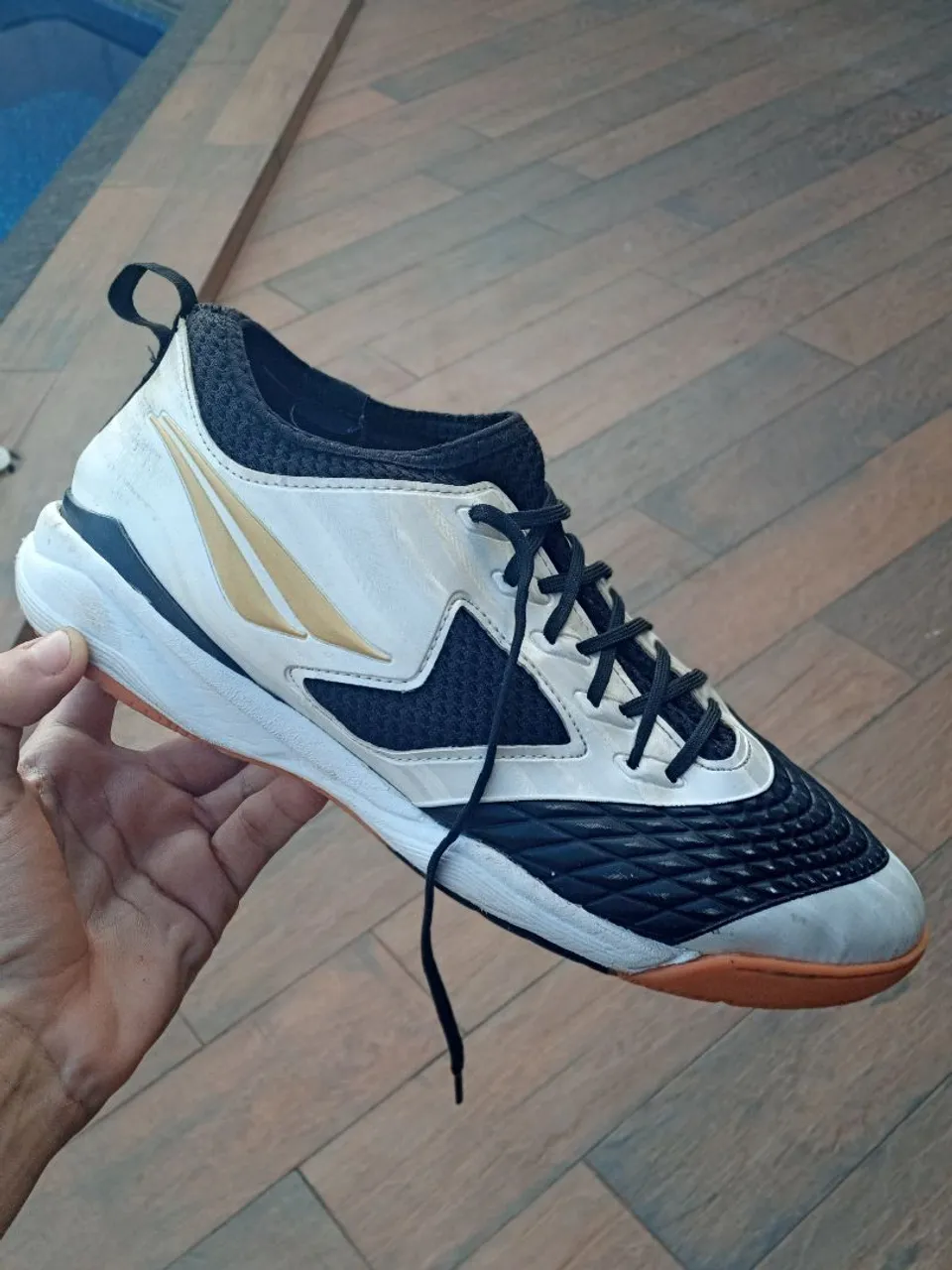 Tênis Penalty Futsal - Conforto e Performance!