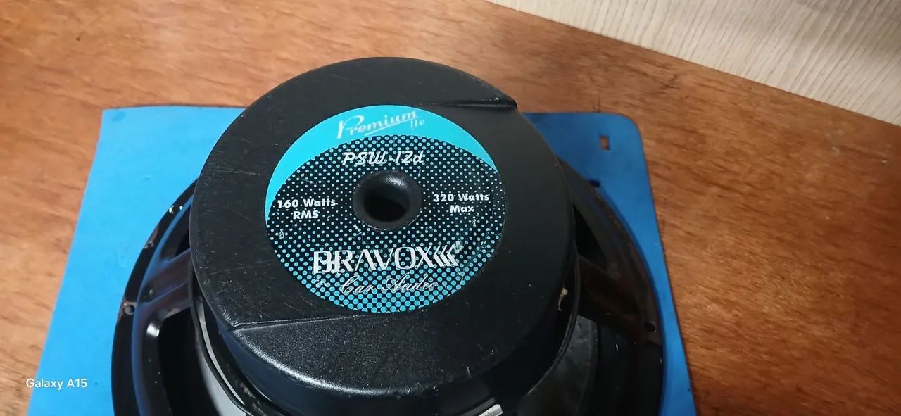 Vendo esse alto falante sub de 12 160 RMS  320vt - Foto 3