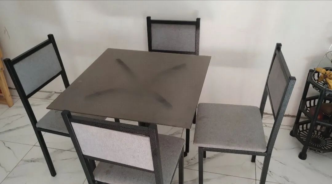 Mesa 4 cadeiras 64840826430082121