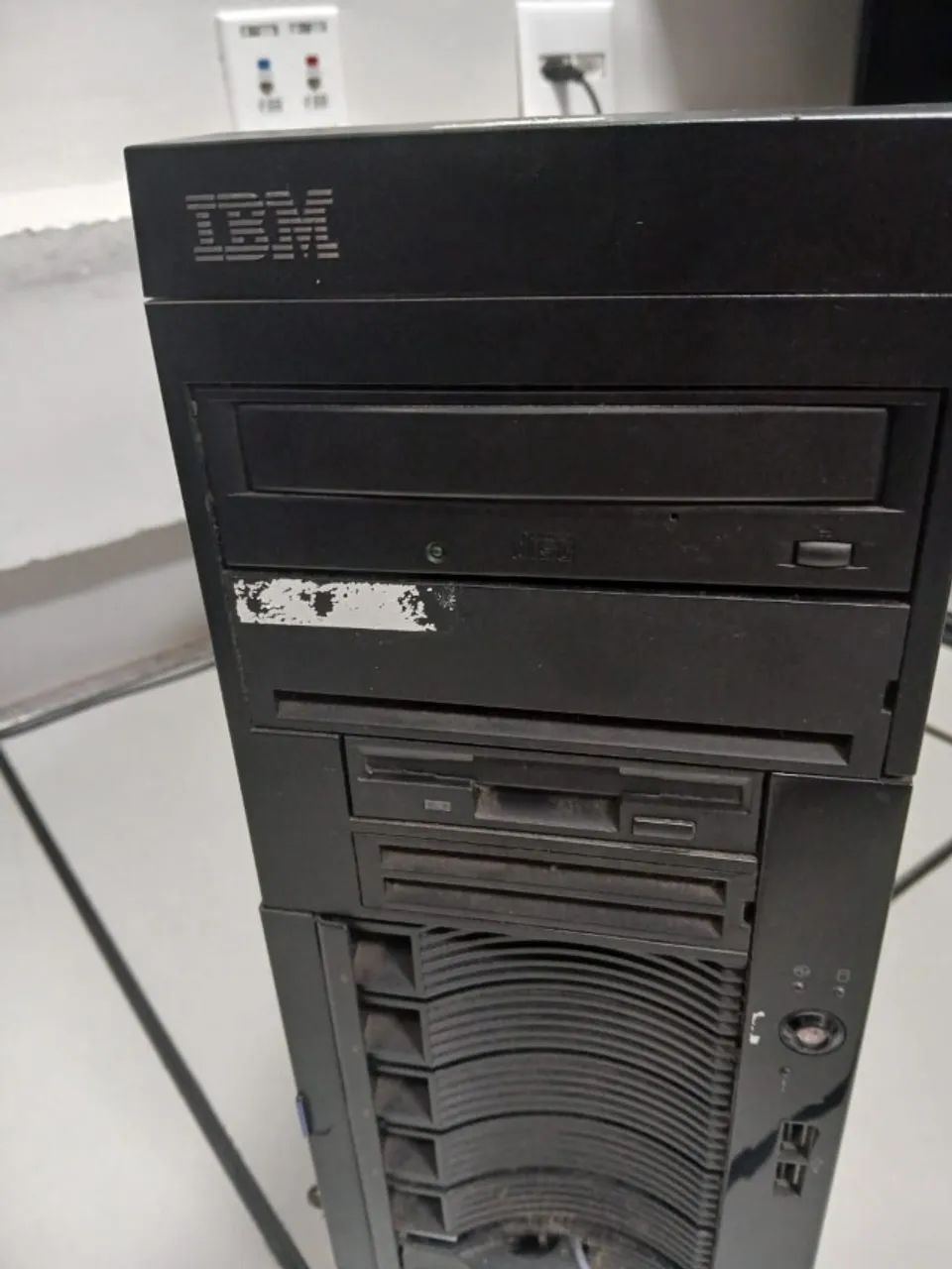 SERVIDOR IBM SEVER - INTEL XEON
