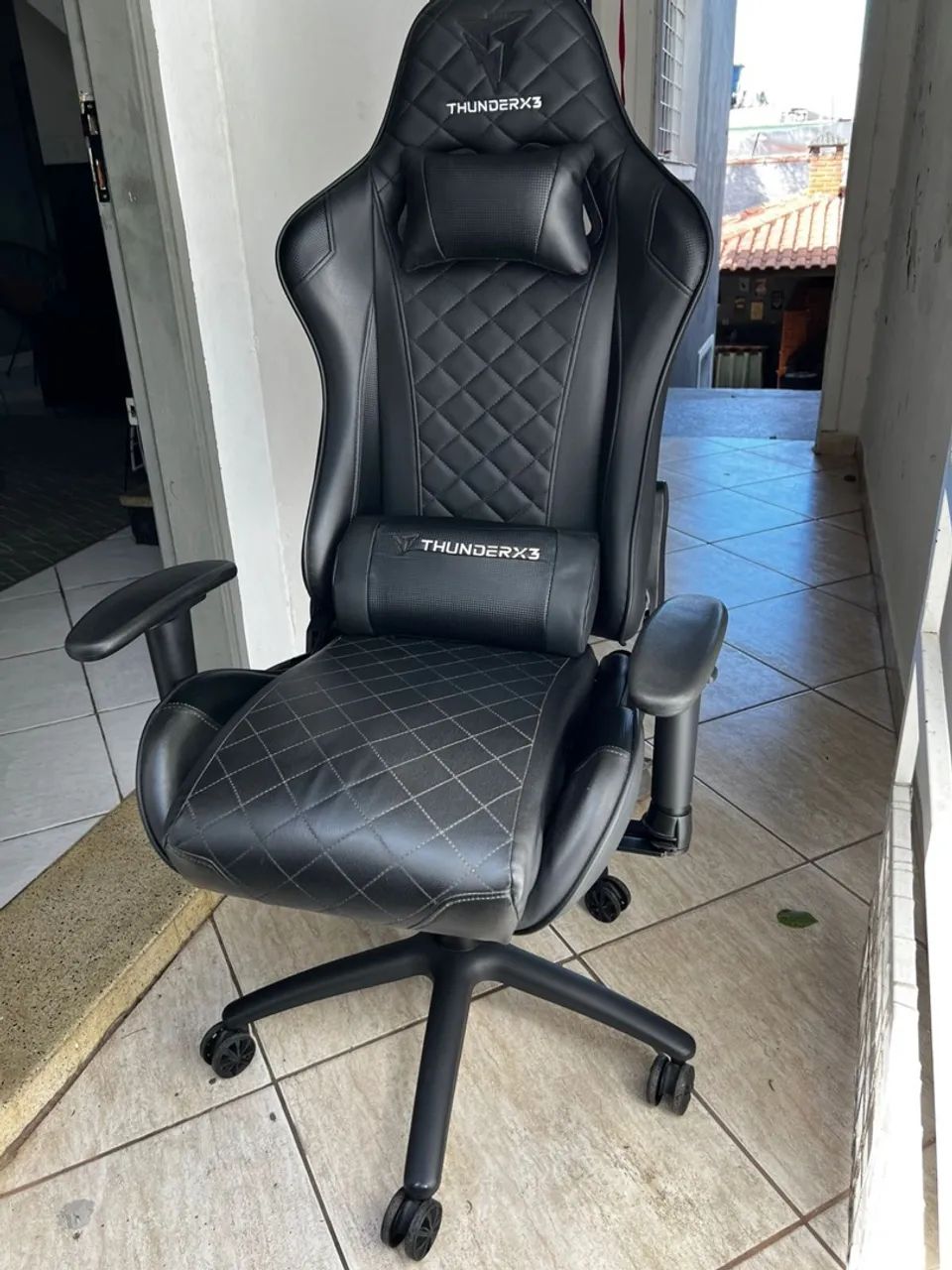 Cadeira Gamer ThunderX3 Preta - Foto 2