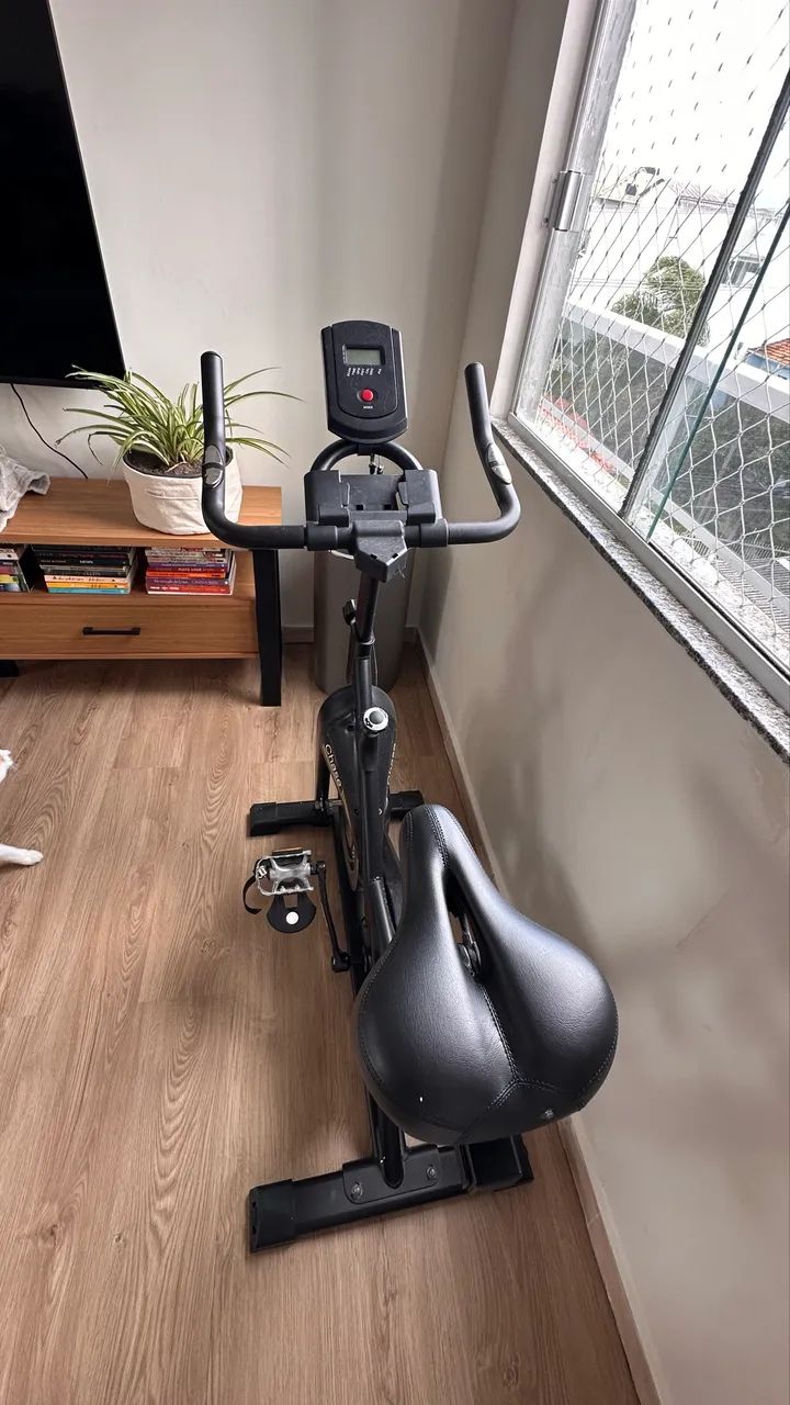 Bicicleta ergométrica seminova - Foto 3