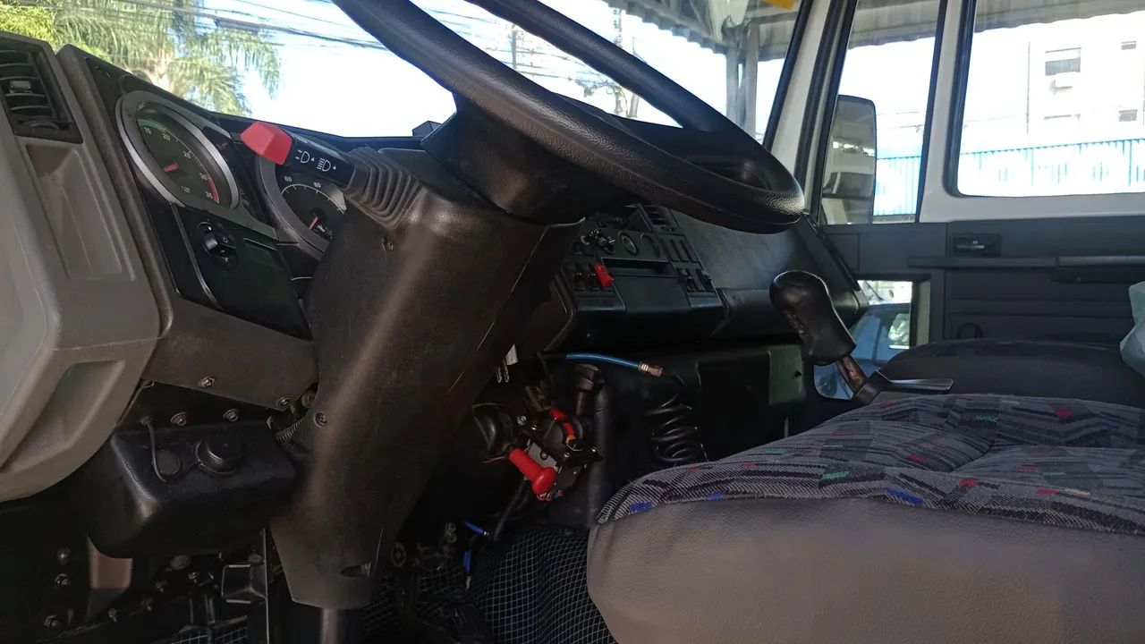 Tenho pra vender Ford cargo 2428 - Foto 4