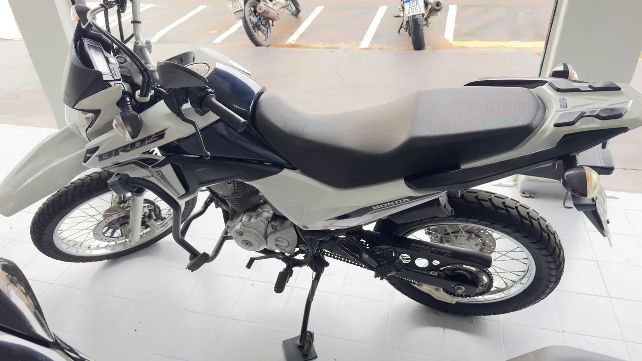 Honda Bros 160  ESDD COMPLETA  apaenas 15 mil km  - Foto 4