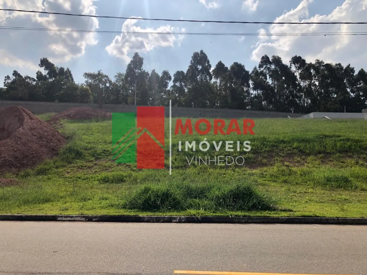 Terreno à venda no Condomínio Villa D'Oro de 1000 m² em Vinhedo-SP