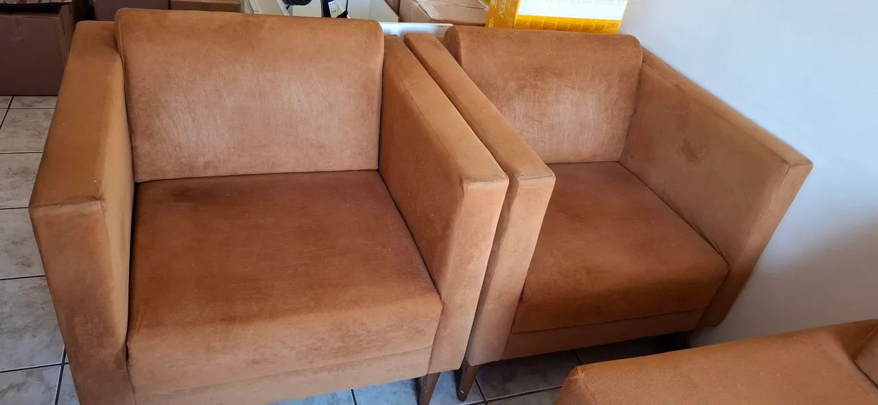 Conjunto sofá 2 lugares e 2 poltronas. - Foto 2