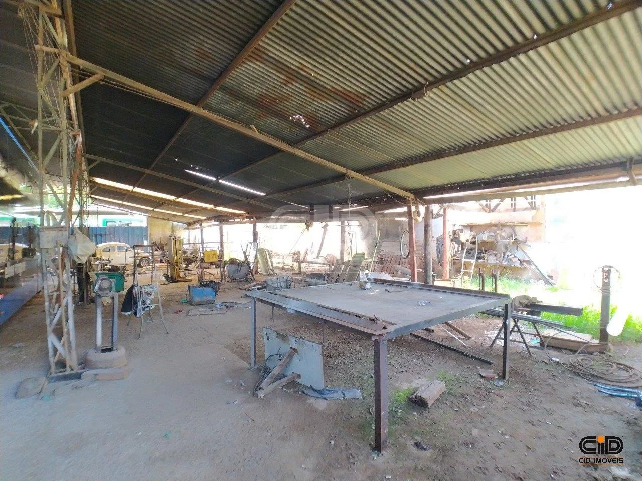 Terreno com galpão com mais de 850 m², no Vista Alegre - Foto 5