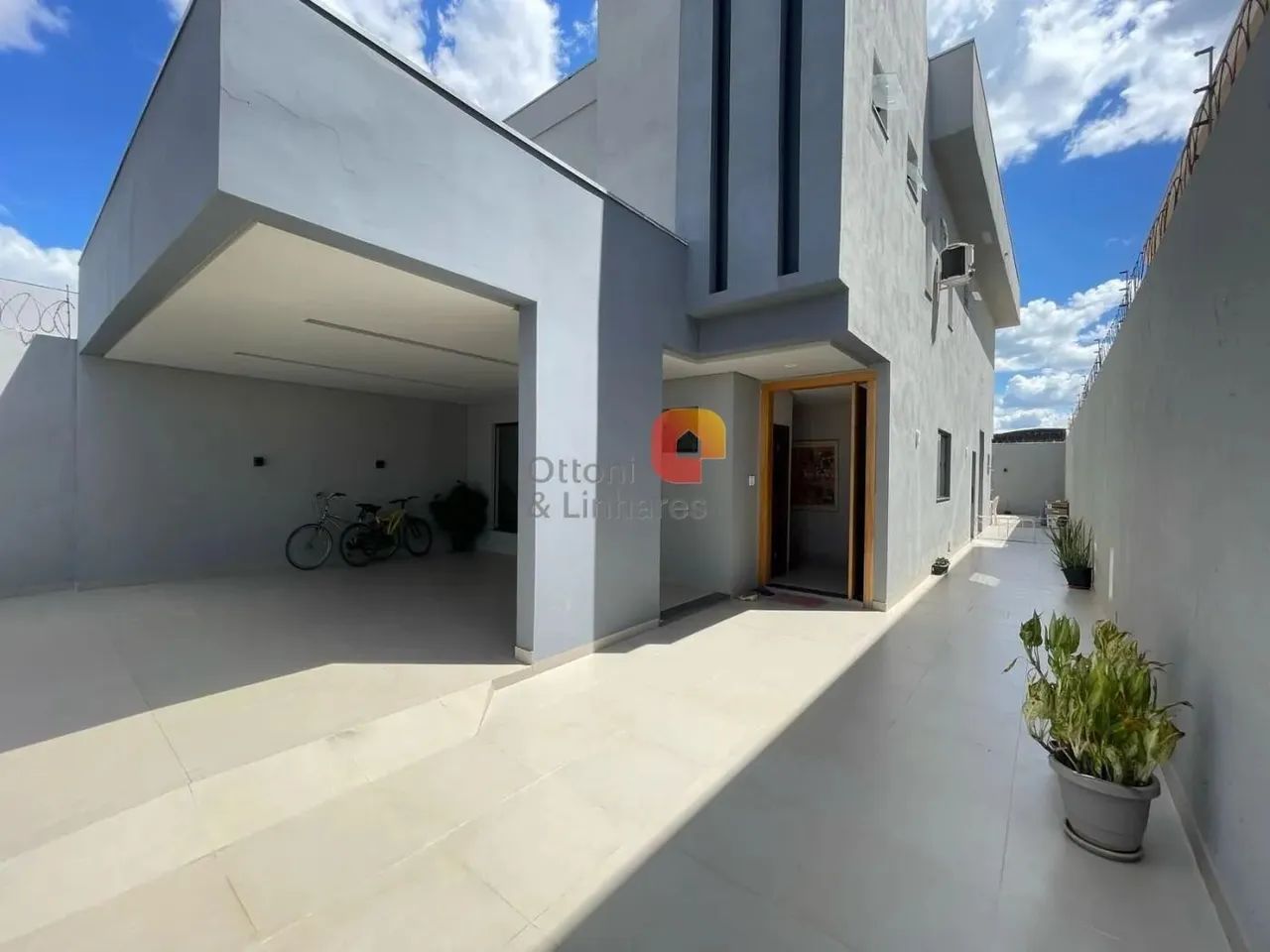 Casa para Venda em Montes Claros, Todos Os Santos, 4 dormitórios, 3 suítes, 4 banheiros, 4 - Foto 2