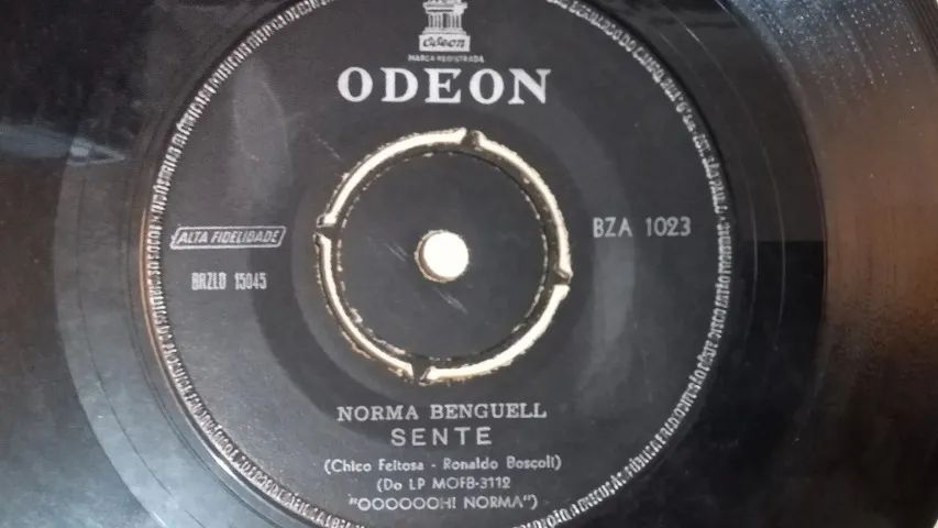 Disco de vinil da Norma Benguell - Anos 60 - Foto 2